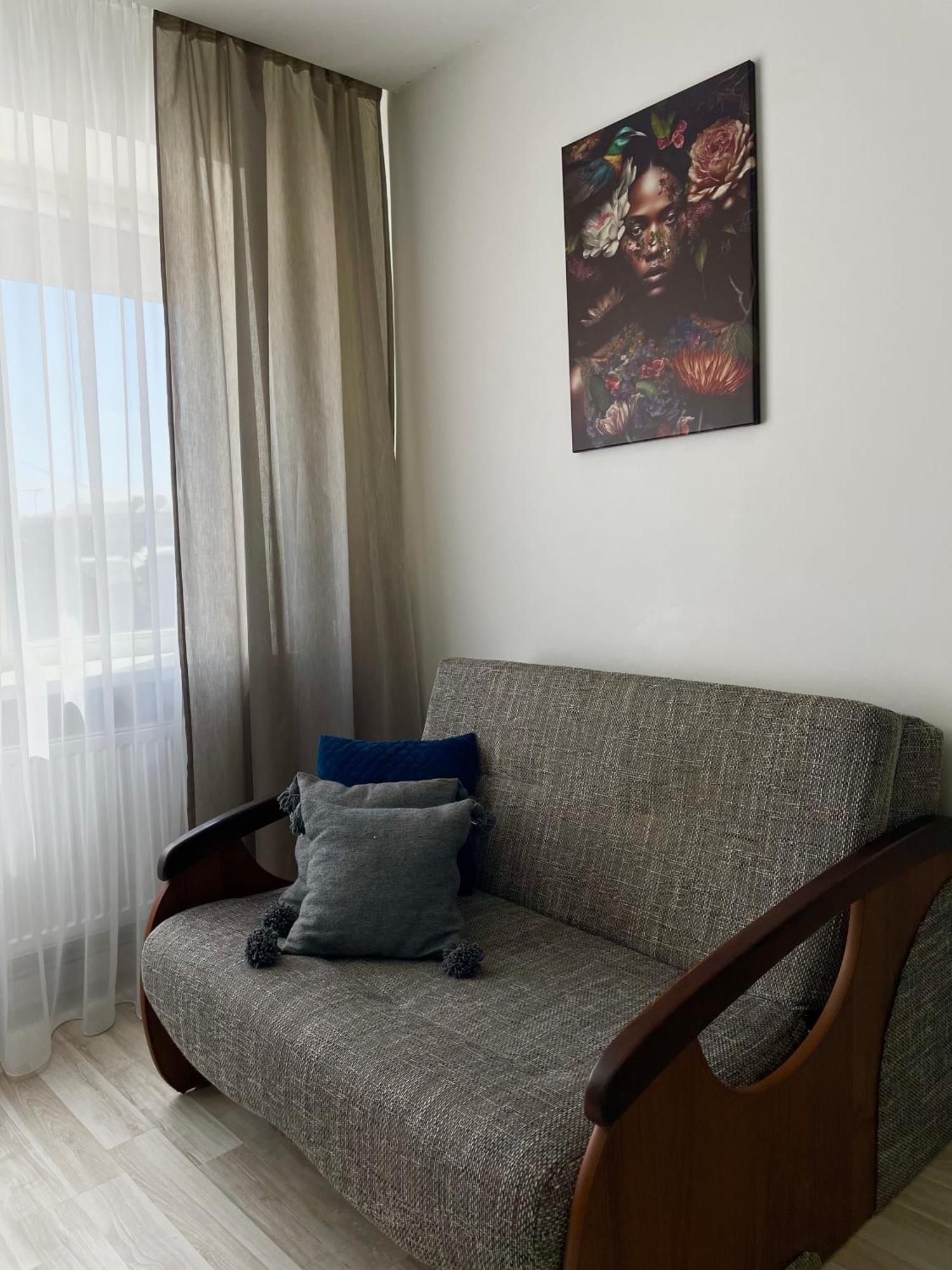 City Center Apartment Liepāja Buitenkant foto